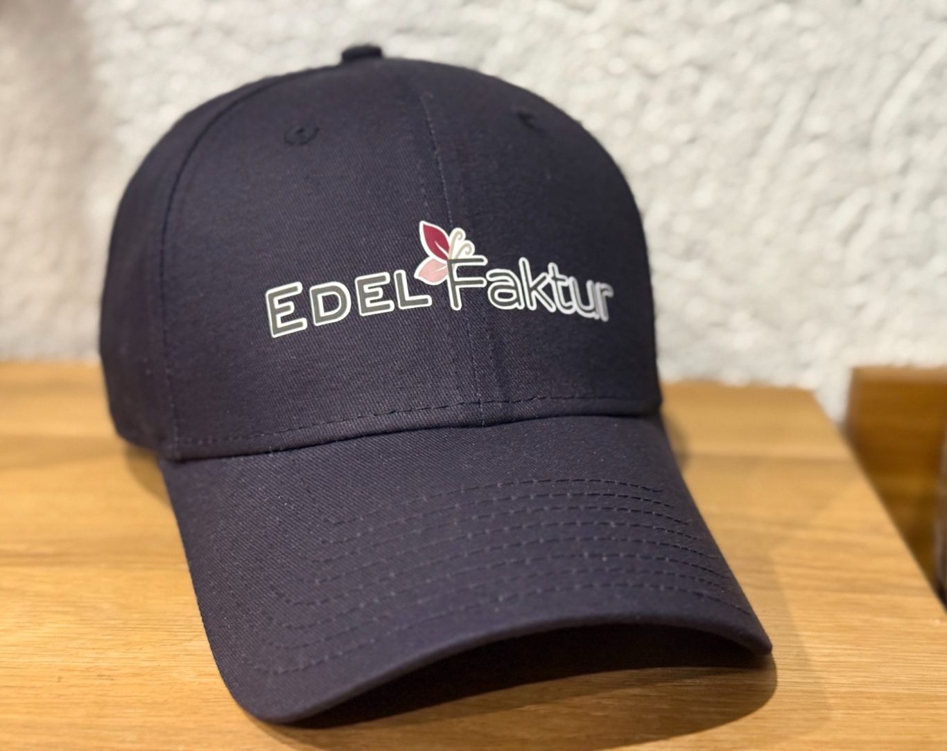 Cap mit Logo blaue Cap mit Firmenlogo Edelfaktur